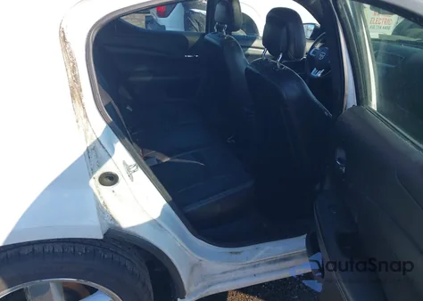 2011 Dodge Avenger Lux z USA, uszkodzony, nr VIN 1B3BD2FG3BN552127